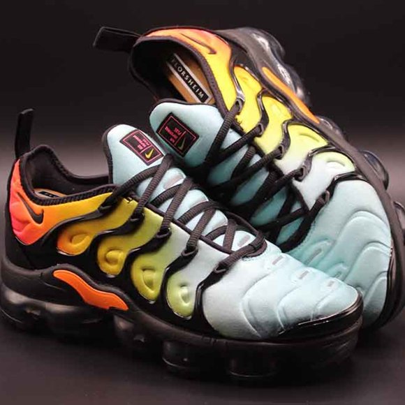 Nike Air VaporMax Plus Bleached Aqua Women’s Size 7.5 - Picture 8 of 16